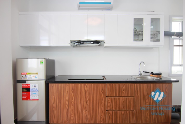 High floor with little lakeview apartment for rent in Tay Ho