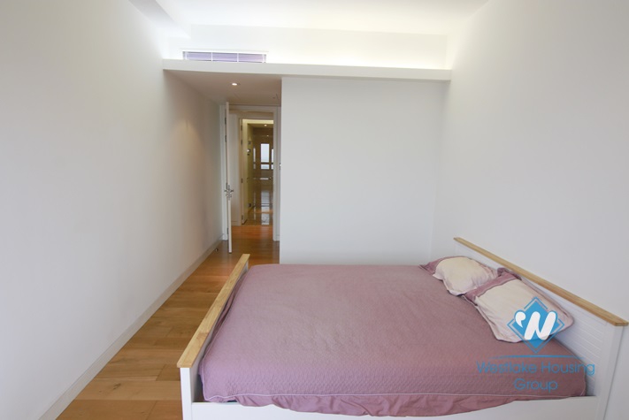 Modern 2 bedrooms apartment for rent in Indochina Plaza, Cau Giay district, Ha Noi