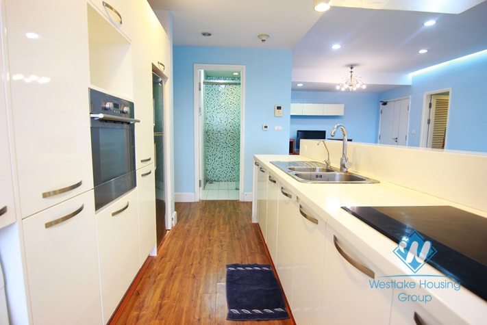 Morden 3 bedrooms apartment for rent in Golden Westlake, Ba Dinh district, Hanoi