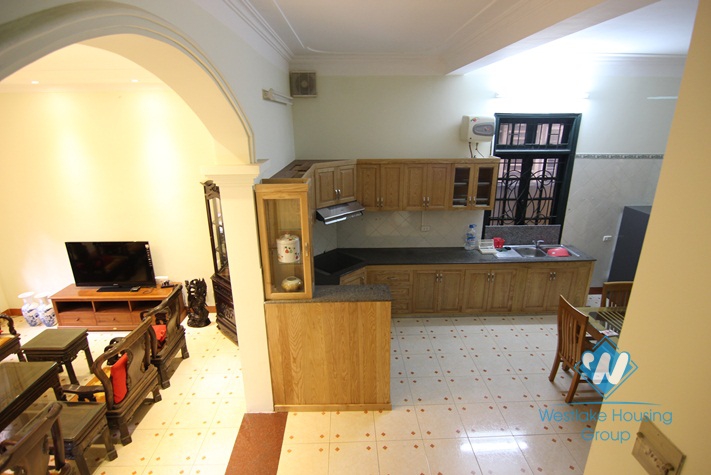 Garden house with car parking for rent in Tay Ho area 
