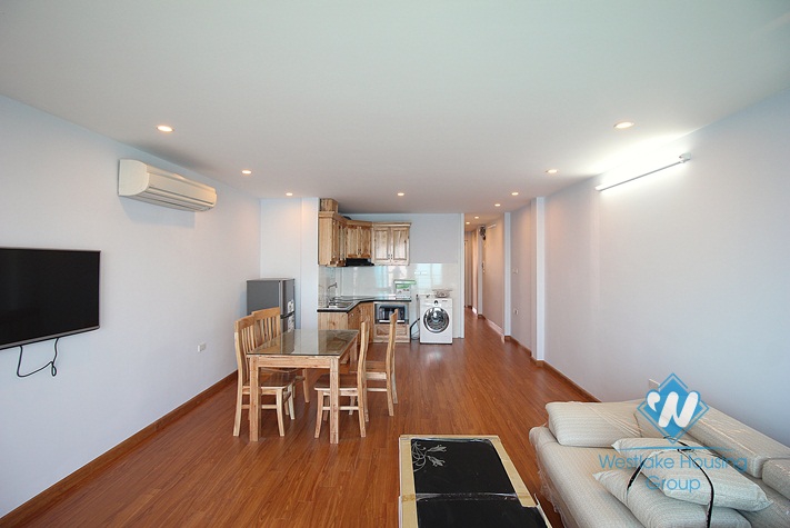 New apartment for rent in Tay Ho with stunning lakeview
