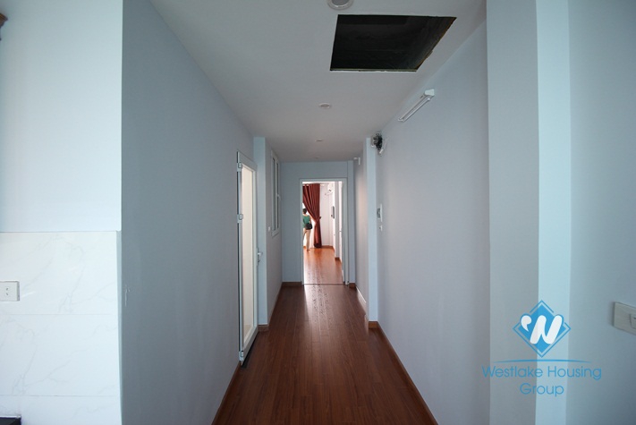 High floor apartment with great lake view for rent in Tay Ho