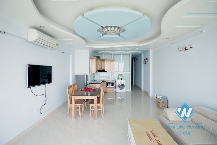 Lovely apartment for rent on westlake side with stunning lake view