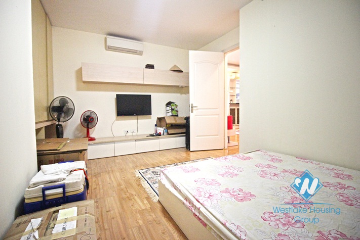 Apartment with suitable price for rent in Lac Long Quan, Tay Ho, Ha Noi