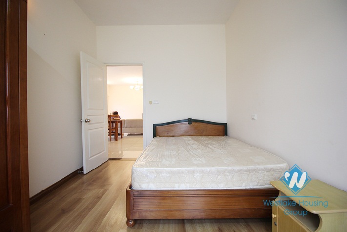 Spacious affordable apartment for rent in Vuon Dao building, Tay Ho