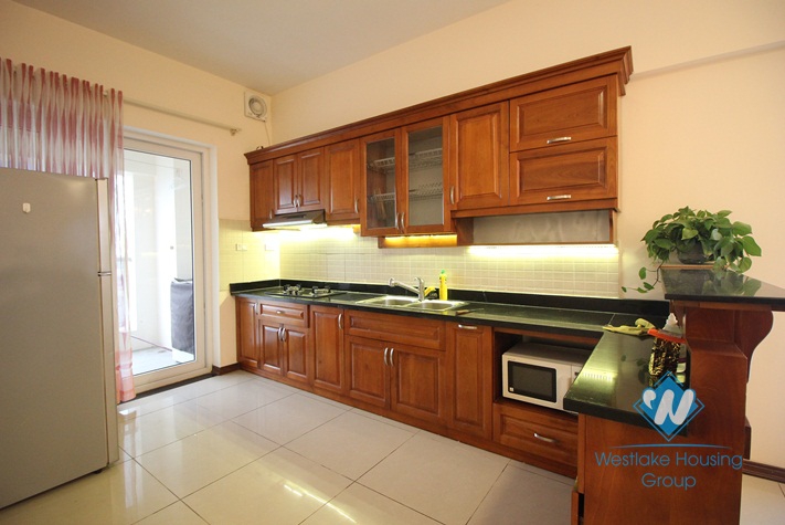 Spacious affordable apartment for rent in Vuon Dao building, Tay Ho