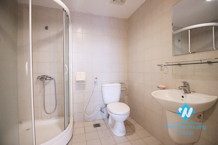 Spacious affordable apartment for rent in Vuon Dao building, Tay Ho