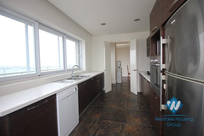 Golden Westlake apartment for rent with lake view from every window