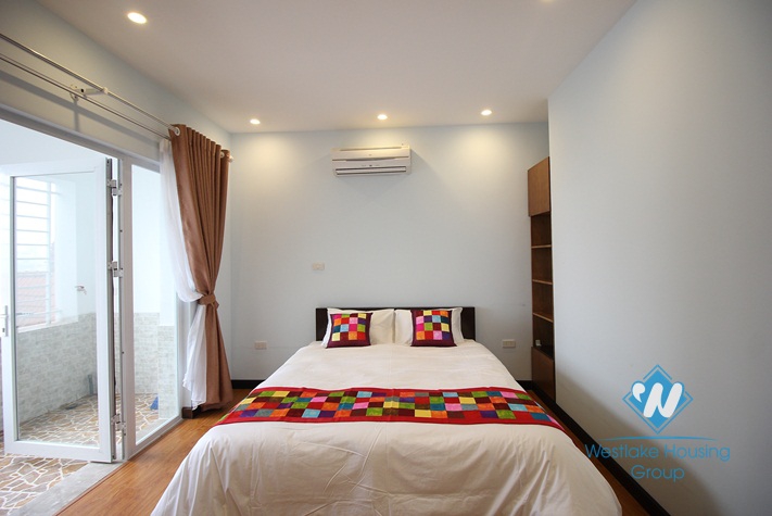 Lovely apartment for rent in Tay Ho, Ha Noi