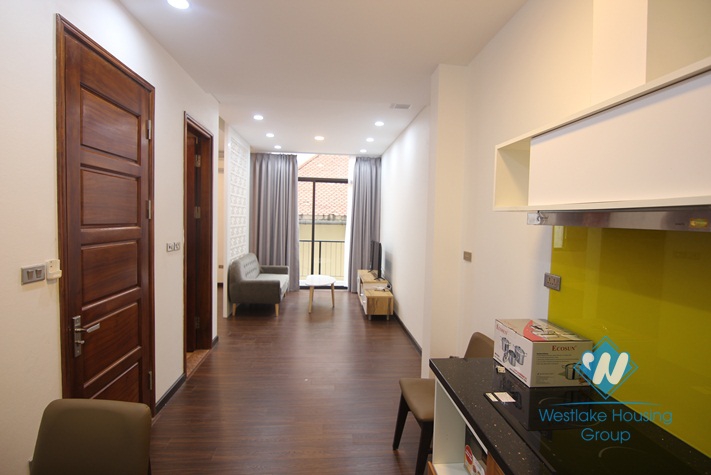 Clean and modern studio apartment for rent in Xuan Dieu st, Tay Ho district 