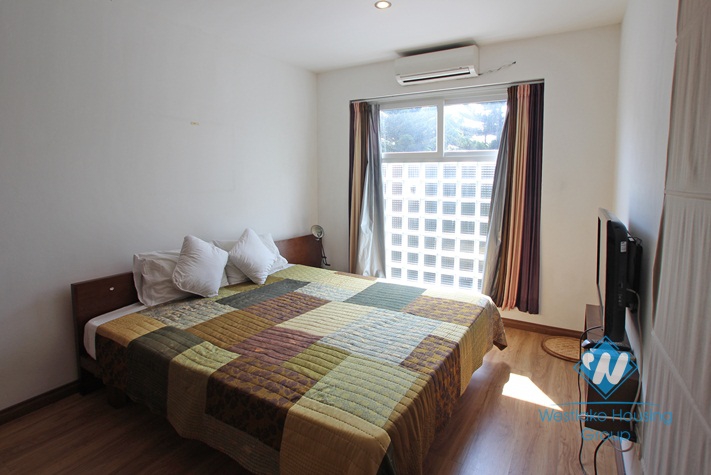 Quiet apartment for rent in Dang Thai Mai st, Tay Ho, Ha noi