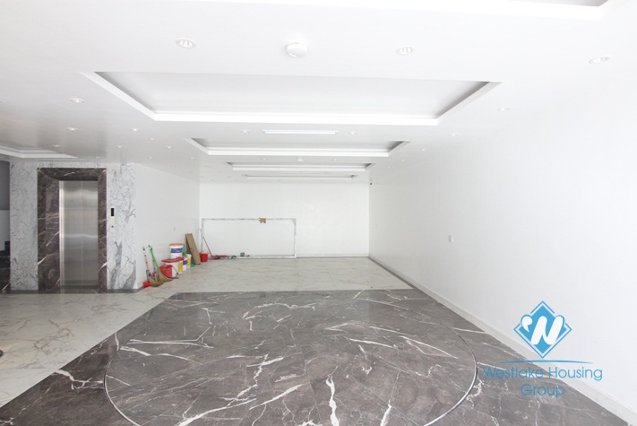 Gorgeous villa for rent on the lake side of Westlake, Tay Ho