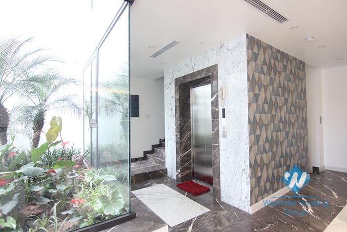 Gorgeous villa for rent on the lake side of Westlake, Tay Ho