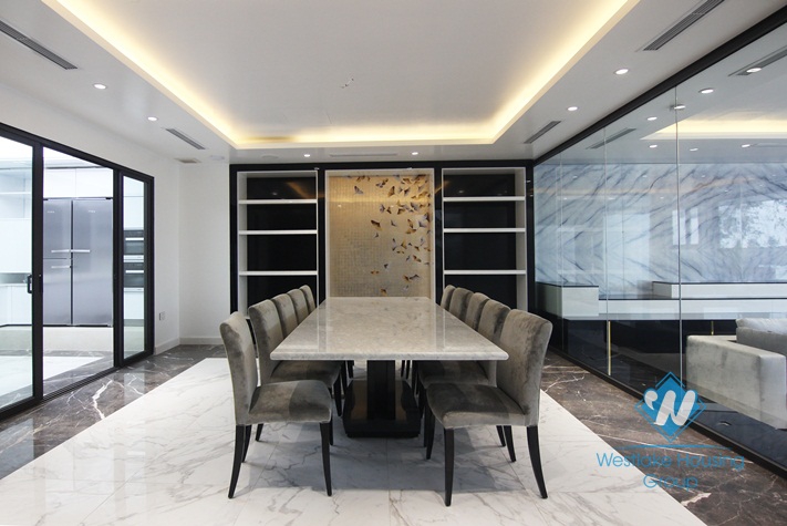 Gorgeous villa for rent on the lake side of Westlake, Tay Ho