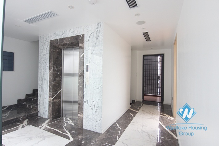 Gorgeous villa for rent on the lake side of Westlake, Tay Ho