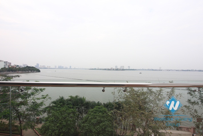 Gorgeous villa for rent on the lake side of Westlake, Tay Ho