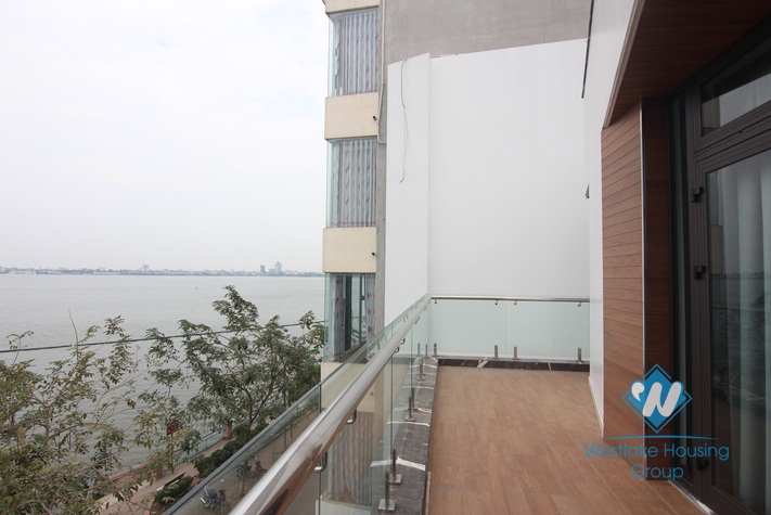 Gorgeous villa for rent on the lake side of Westlake, Tay Ho