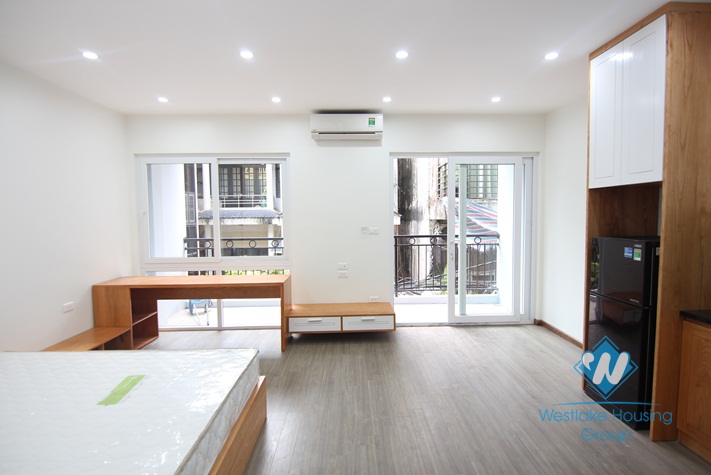 Balcony modern studio for rent in the heart of Tay Ho, Hanoi