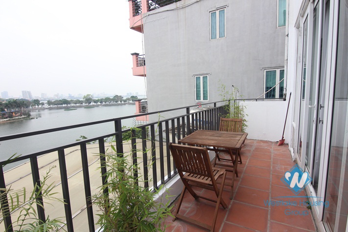 Super modern with stunning lake view apartment in Truc Bach, Ba Dinh
