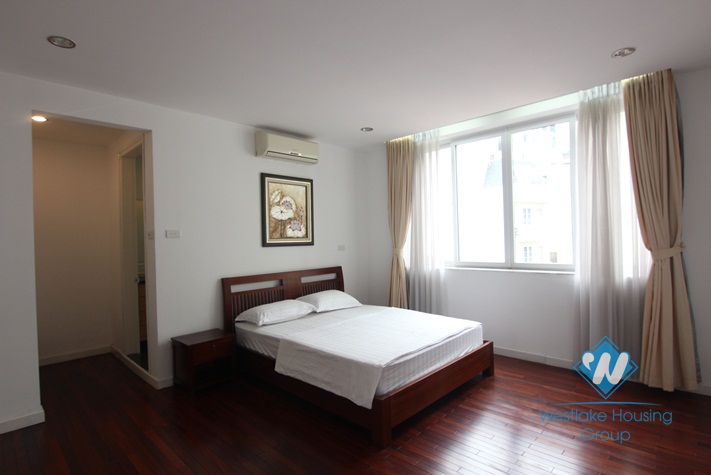 Super modern with stunning lake view apartment in Truc Bach, Ba Dinh