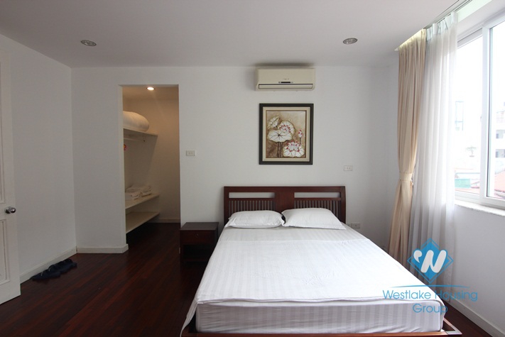 Super modern with stunning lake view apartment in Truc Bach, Ba Dinh