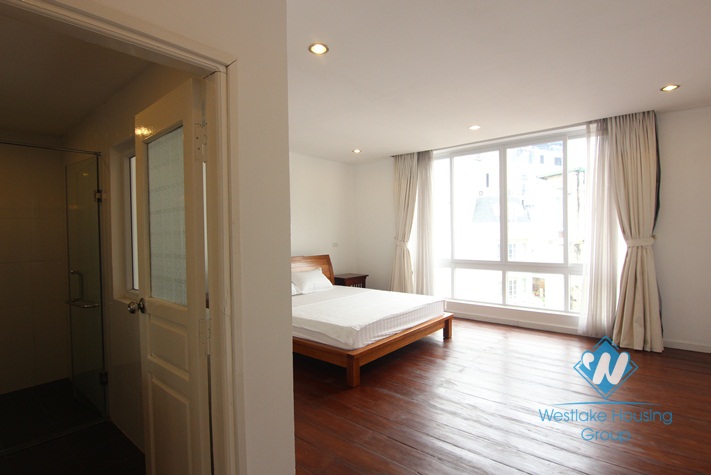 Super modern with stunning lake view apartment in Truc Bach, Ba Dinh