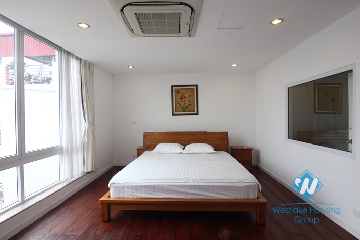 Super modern with stunning lake view apartment in Truc Bach, Ba Dinh