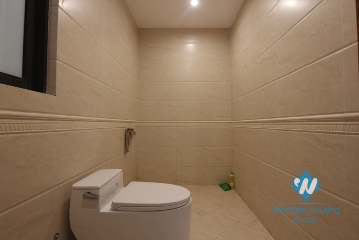 110 sqm office for rent in the heart of Tay Ho beautiful location by the lake