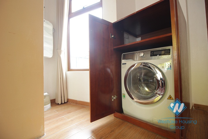 Newly renovated apartment for rent in Truc Bach island, Ba Dinh