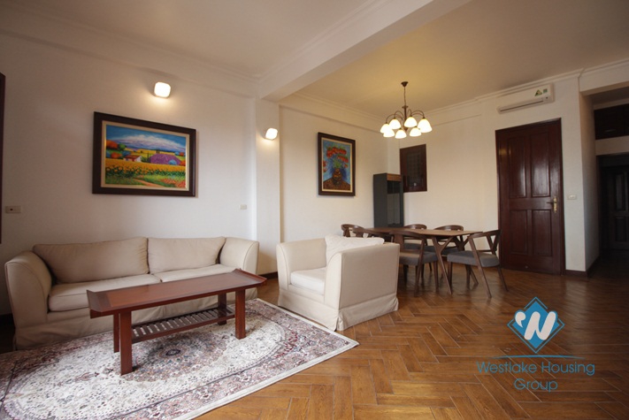 Newly renovated apartment for rent in Truc Bach island, Ba Dinh