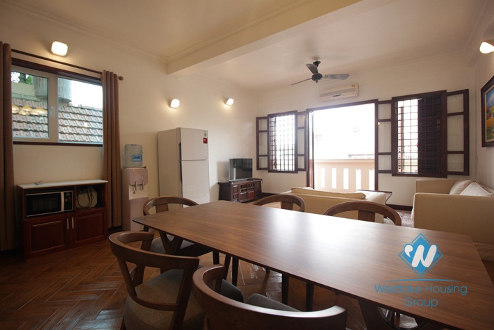 Newly renovated apartment for rent in Truc Bach island, Ba Dinh