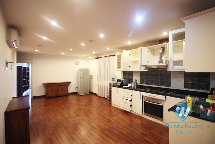03 bedrooms apartment for rent in Truc Bach area, Ba Dinh district 