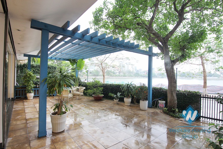 Lakeside serviced apartment with large yard for rent in Tay Ho, Ha Noi