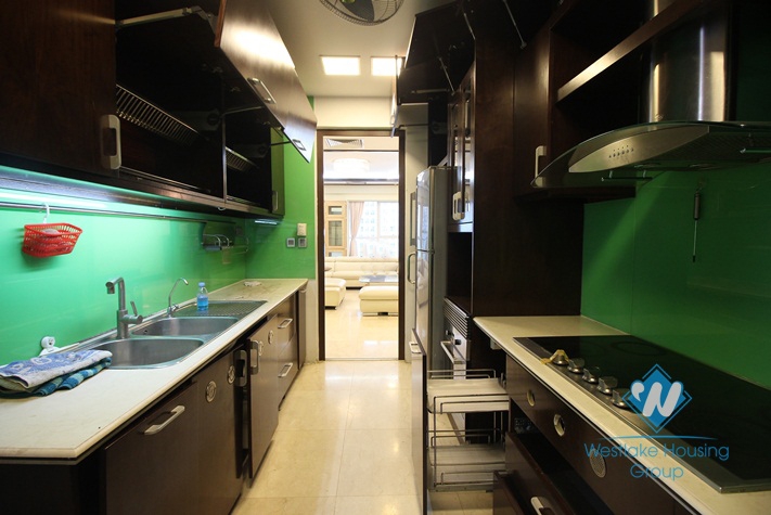 Exquisite furnished apartment for rent in L Tower, Ciputra
