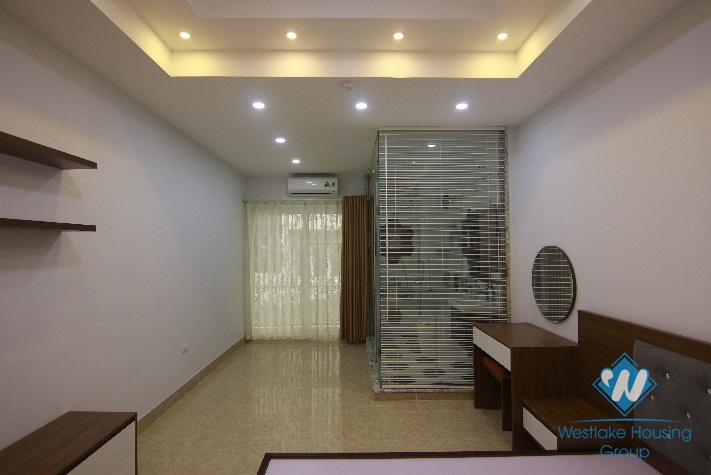 An apartment with 02 bedrooms for rent in Hoan Kiem district 