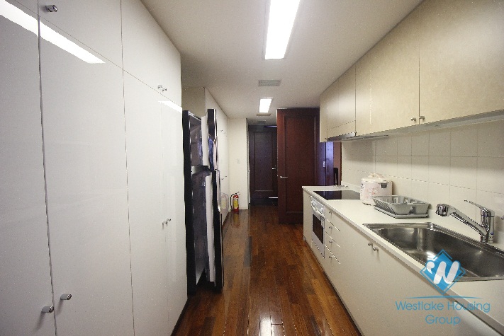 Spacious Japanese style serviced apartment for rent in Hoan Kiem, Hanoi