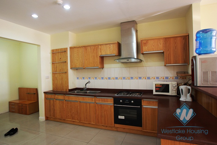 Luxury services apartment with lake view for rent in Kim Ma, Ba Dinh, Hanoi