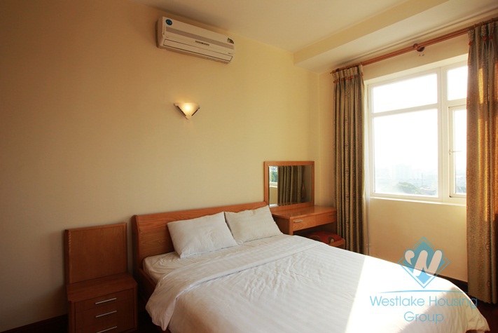 Luxury services apartment with lake view for rent in Kim Ma, Ba Dinh, Hanoi