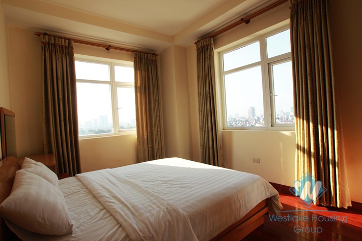 Luxury services apartment with lake view for rent in Kim Ma, Ba Dinh, Hanoi