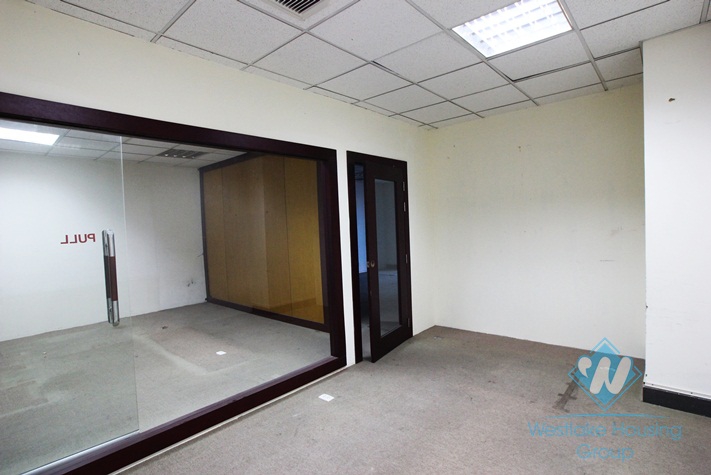 Nice office for rent in Kim Ma Street, Hanoi