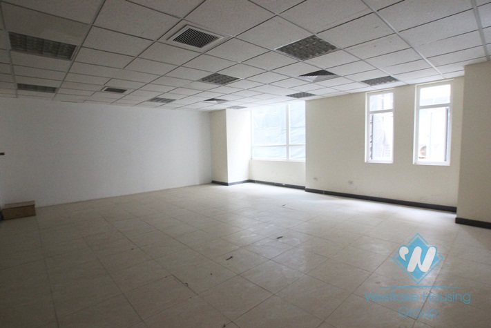 Office for rent in Kim Ma, Ba Dinh, Hanoi