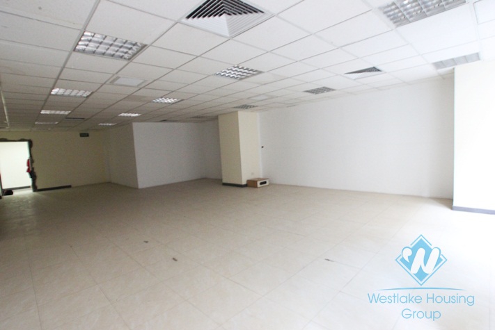 Office for rent in Kim Ma, Ba Dinh, Hanoi