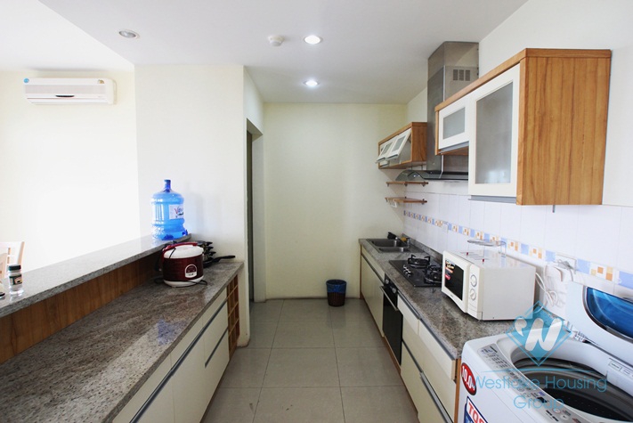 Modern 3 bedroom apartment for rent on Kim Ma street, Ba Dinh, Hanoi.