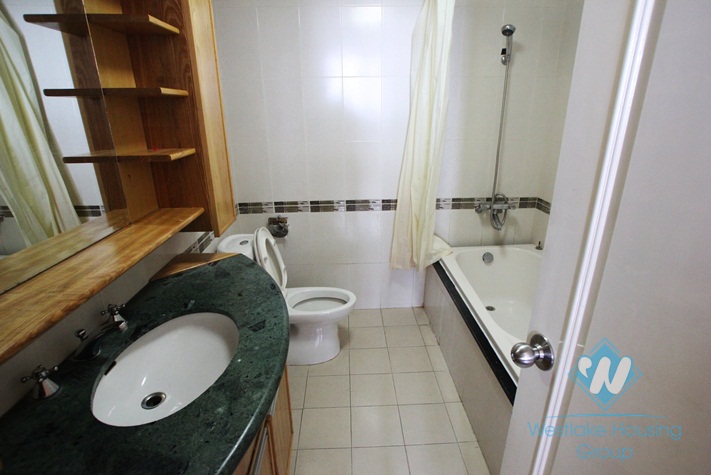 Modern 3 bedroom apartment for rent on Kim Ma street, Ba Dinh, Hanoi.