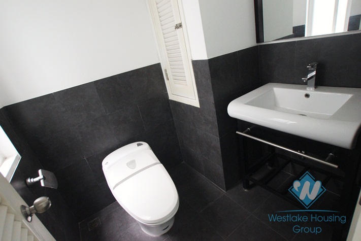 Office for lease in Ba Dinh District, Hanoi