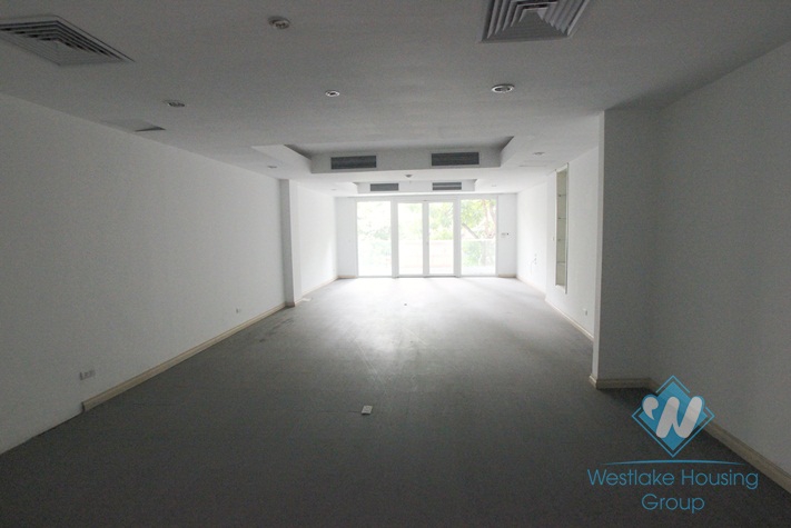Beautiful office for lease in Ba Dinh District, Hanoi