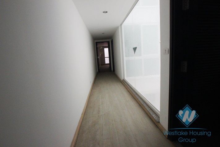 Beautiful office for lease in Ba Dinh District, Hanoi