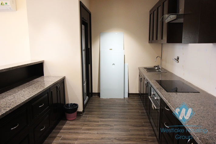 New apartment with 3 bedrooms for rent in Kim Ma st, Ba Dinh district 