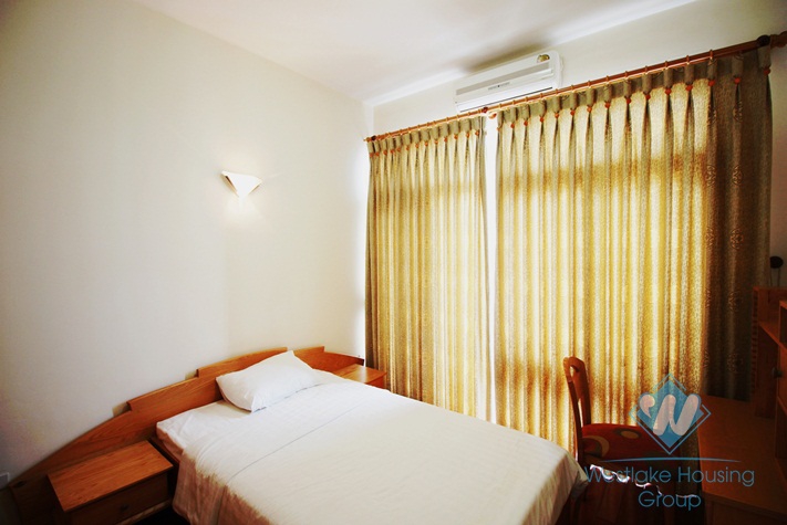 Bright and high quality apartment for rent in Kim Ma St, Ba Dinh, Hanoi.