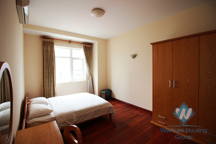 Bright and high quality apartment for rent in Kim Ma St, Ba Dinh, Hanoi.